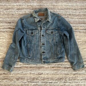 Vintage Levi's Denim Trucker Jacket Size 44